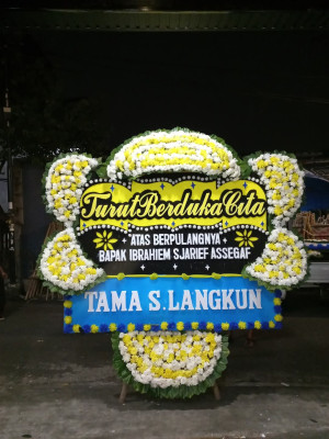 Papan Bunga Duka di Lubuk Sandi