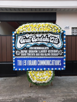 Papan Bunga Duka di Lubuk Sandi